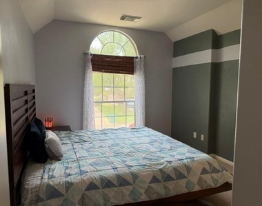 2 Carmeline Drive - Photo Thumbnail 31