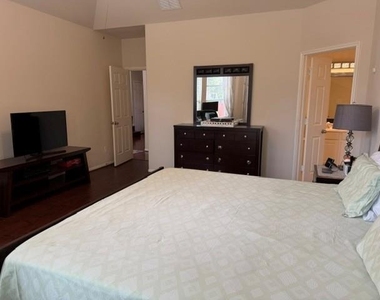 2 Carmeline Drive - Photo Thumbnail 19