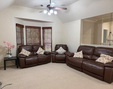 2 Carmeline Drive - Photo Thumbnail 32