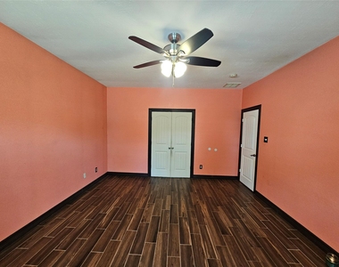 13922 Somersworth Drive - Photo Thumbnail 5