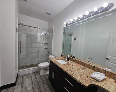 13922 Somersworth Drive - Photo Thumbnail 22