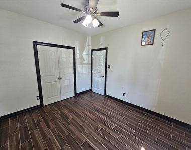 13922 Somersworth Drive - Photo Thumbnail 16