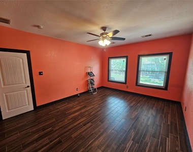13922 Somersworth Drive - Photo Thumbnail 7