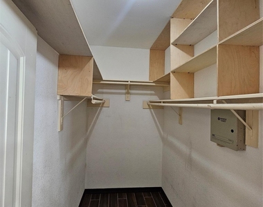 13922 Somersworth Drive - Photo Thumbnail 12