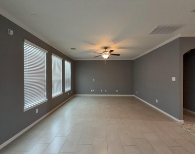 18107 Golden Falls Lane - Photo Thumbnail 7