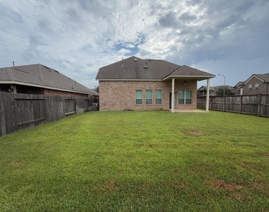 18107 Golden Falls Lane - Photo Thumbnail 27