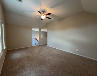18107 Golden Falls Lane - Photo Thumbnail 12