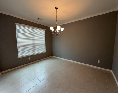 18107 Golden Falls Lane - Photo Thumbnail 4