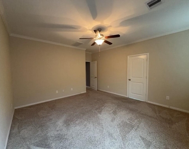 18107 Golden Falls Lane - Photo Thumbnail 8