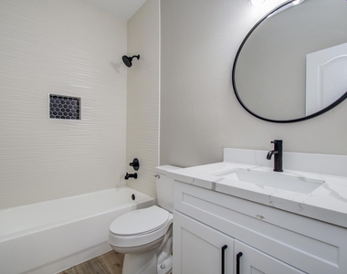 4506 Knights Court - Photo Thumbnail 27