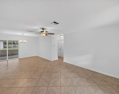 20105 Suncrest Drive - Photo Thumbnail 8