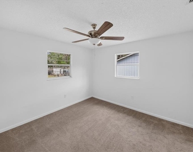 20105 Suncrest Drive - Photo Thumbnail 14