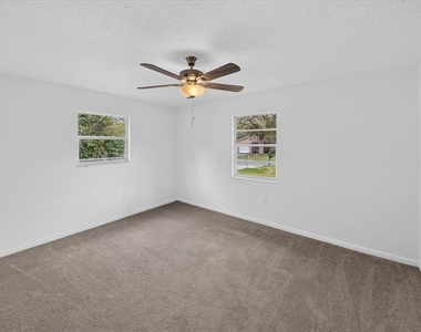 20105 Suncrest Drive - Photo Thumbnail 10