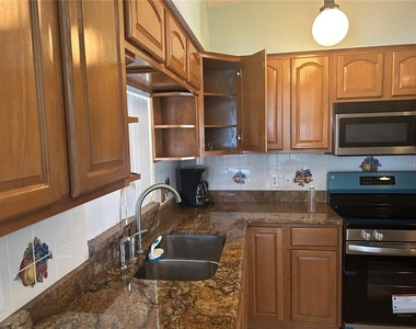 4163 Ramona Drive - Photo Thumbnail 4
