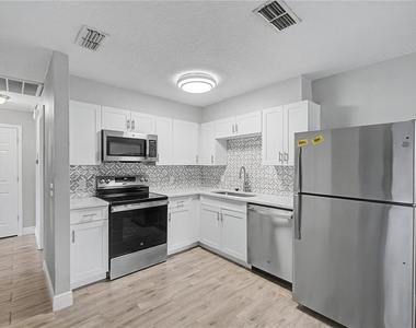 3191 Shoal Line Boulevard - Photo Thumbnail 1