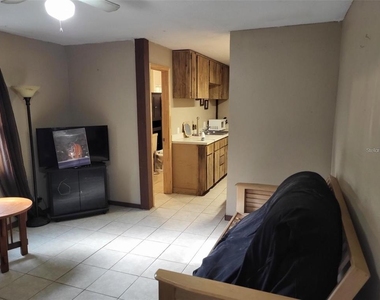 11115b Pinto Drive - Photo Thumbnail 2