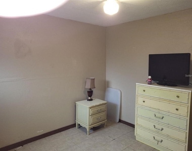 11115b Pinto Drive - Photo Thumbnail 7