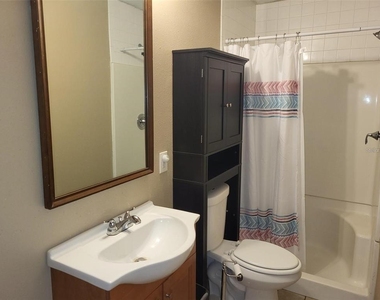 11115b Pinto Drive - Photo Thumbnail 9