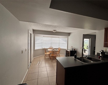 2139 E Old Mill Drive - Photo Thumbnail 6