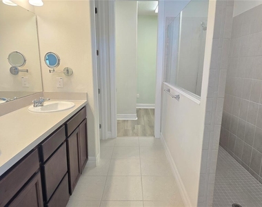 13814 Tonya Anne Drive - Photo Thumbnail 17