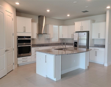 13814 Tonya Anne Drive - Photo Thumbnail 8