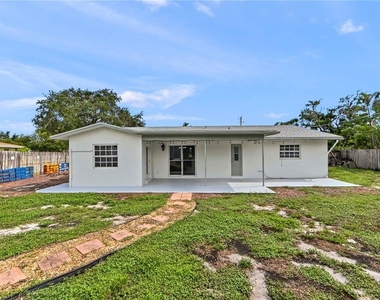 271 Nw 35th Street - Photo Thumbnail 32