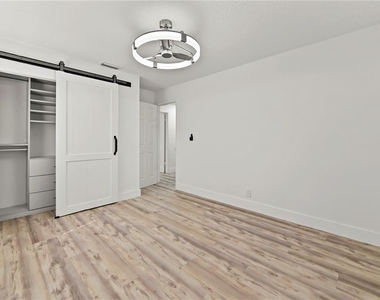 271 Nw 35th Street - Photo Thumbnail 20