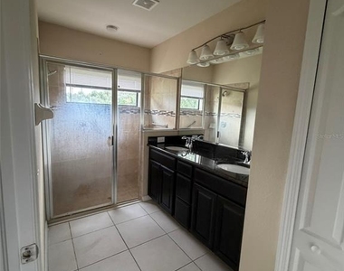 15213 Antilles Isle Lane - Photo Thumbnail 6
