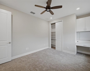 4667 San Martino Drive - Photo Thumbnail 32