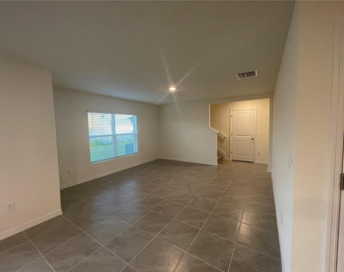 35628 Doveland Drive - Photo Thumbnail 8