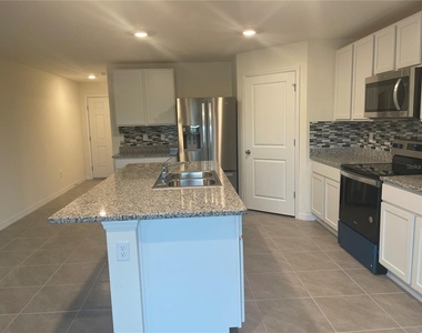 35628 Doveland Drive - Photo Thumbnail 6