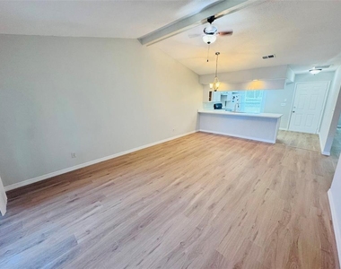 5151 Gainsville Drive - Photo Thumbnail 8