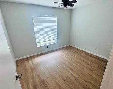 5151 Gainsville Drive - Photo Thumbnail 14