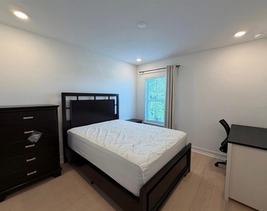 1523 W Chestnut Street - Photo Thumbnail 10