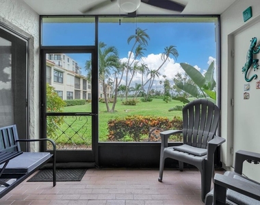 6210 Sun Boulevard - Photo Thumbnail 21