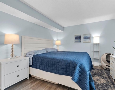 6210 Sun Boulevard - Photo Thumbnail 14