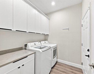 2144 43rd Terrace N - Photo Thumbnail 13