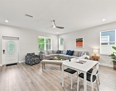 2144 43rd Terrace N - Photo Thumbnail 12