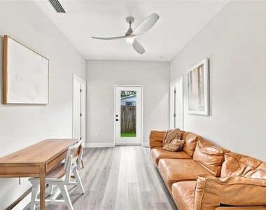 2144 43rd Terrace N - Photo Thumbnail 18
