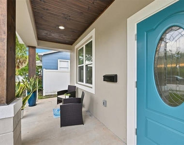 2144 43rd Terrace N - Photo Thumbnail 3