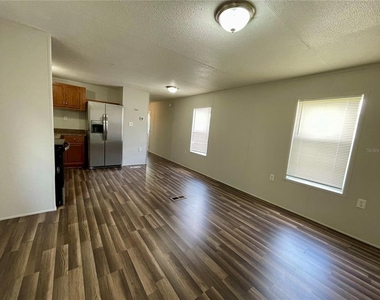 6334 Eugene Acres Lane - Photo Thumbnail 5