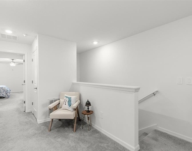 10324 Trumpet Honeysuckle Way - Photo Thumbnail 20