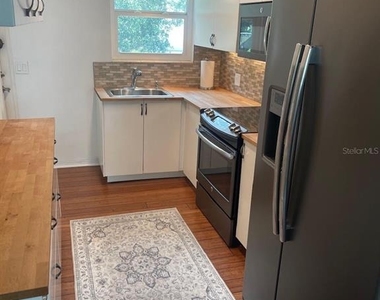 499 1st Street S - Photo Thumbnail 9