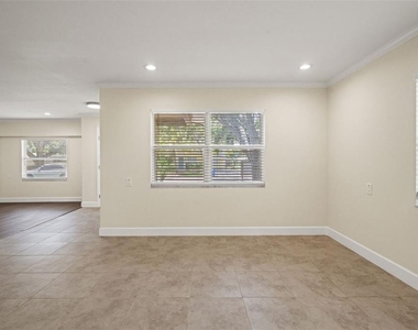 4247 Helena Street Ne - Photo Thumbnail 11