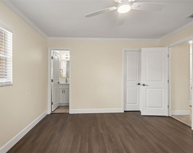 4247 Helena Street Ne - Photo Thumbnail 18