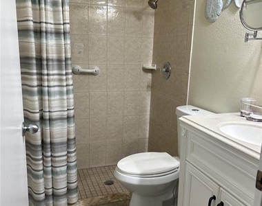 471 Insull Court - Photo Thumbnail 20
