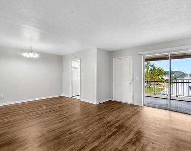 30 Liberty Way - Photo Thumbnail 1