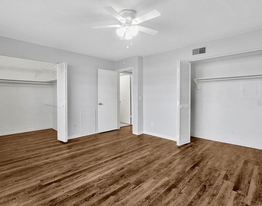 30 Liberty Way - Photo Thumbnail 4