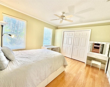 19135 Timber Reach Road - Photo Thumbnail 17
