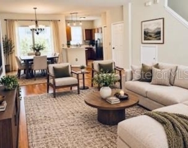 12253 Country White Circle - Photo Thumbnail 7
